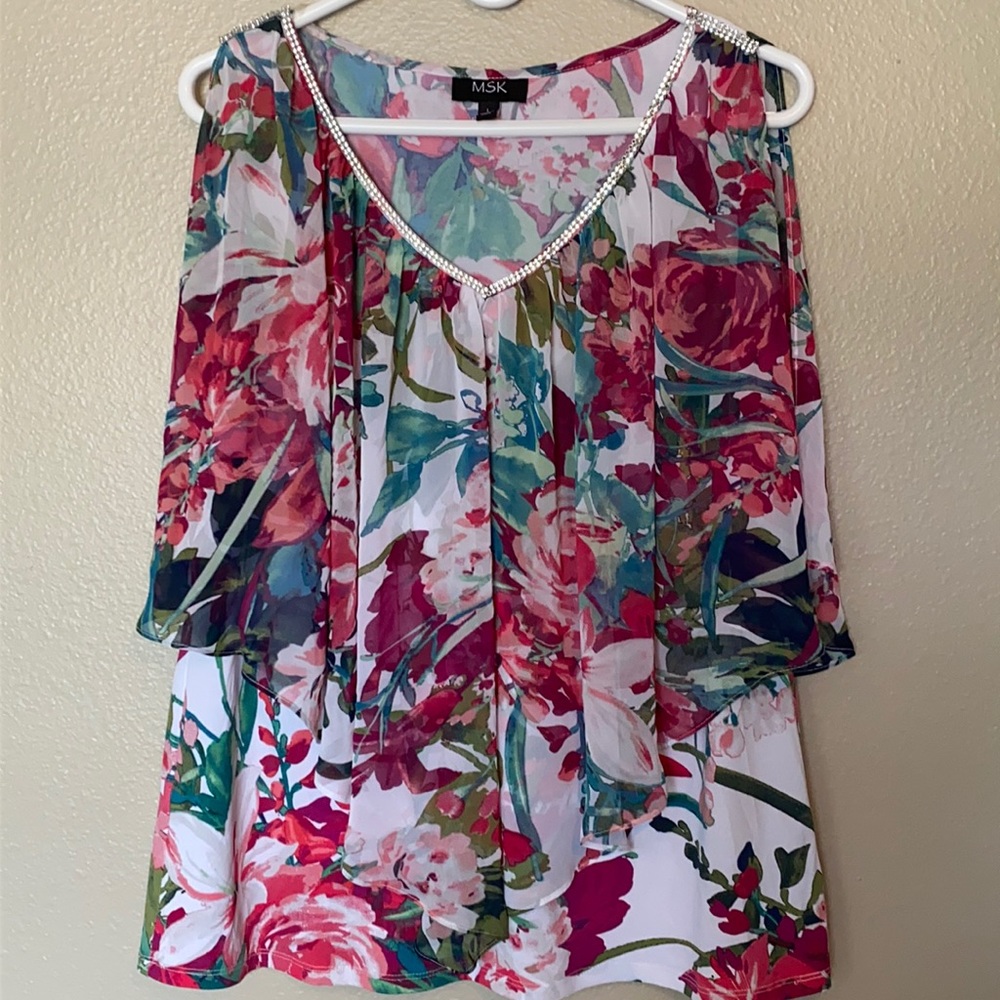 MSK|Embellished floral Asymmetrical Overlay Top